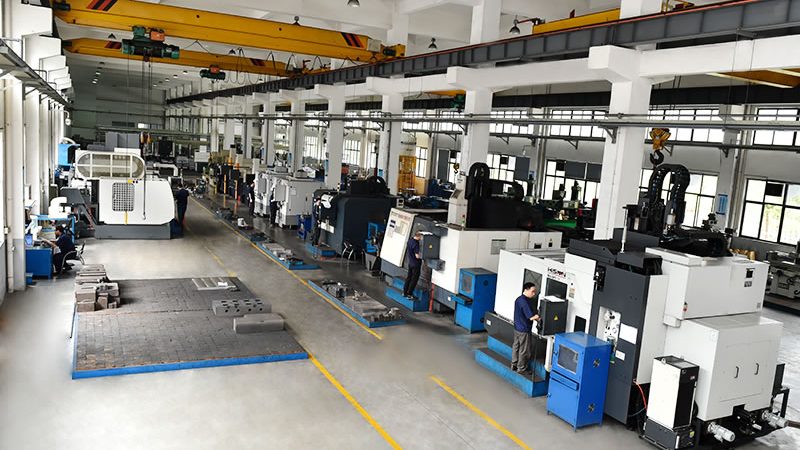 汽车塑胶模具材质选择的关键因素解析