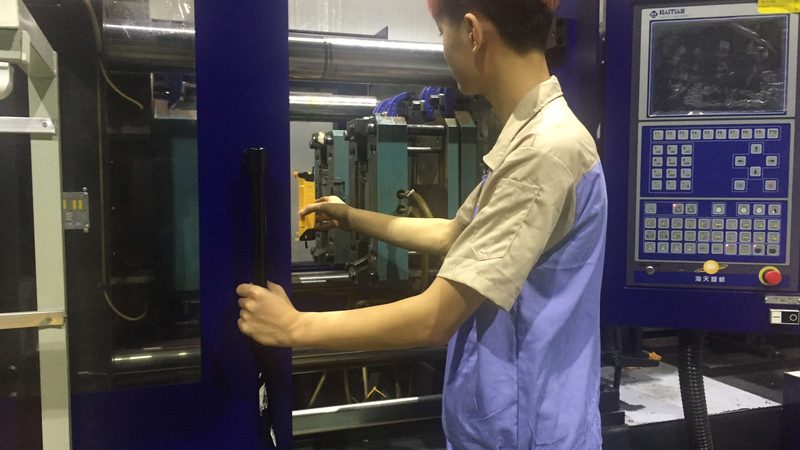 模具代工厂合作：揭秘高效合作流程**